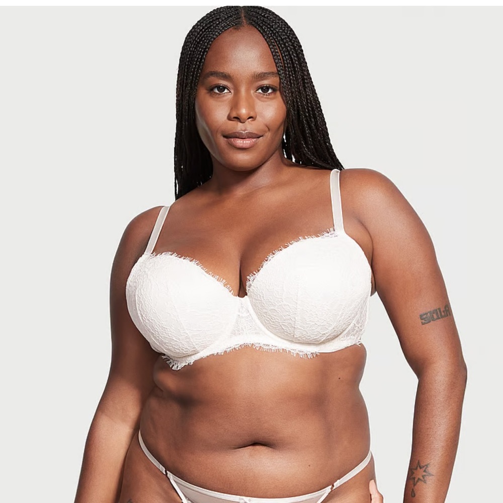 Victoria’s Secret dream angel Demi lined bra 34DDD